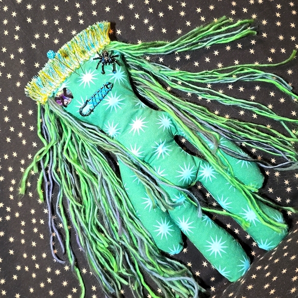 Voodoo Doll - Picture 1 of 5